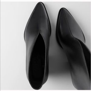 Zara Leather bootie
